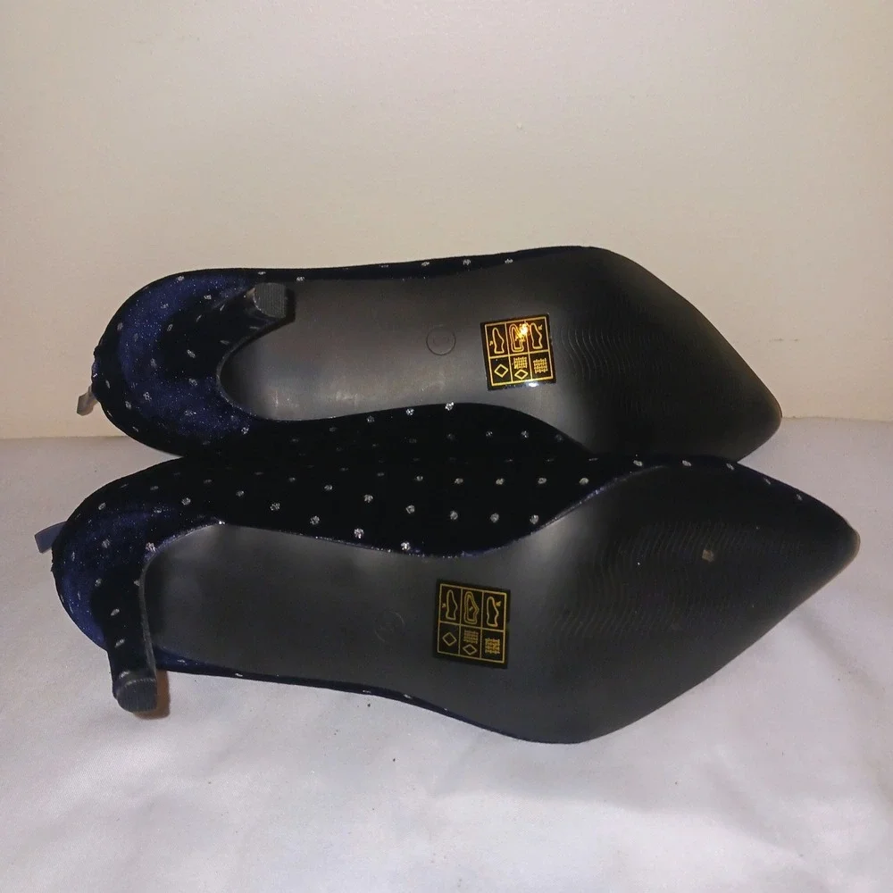 Allegra K allegra pointed